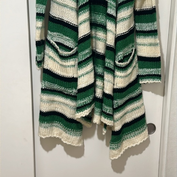 Kelli Green Striped Assymetrical Pocketed Cardigan - Picture 2 of 4